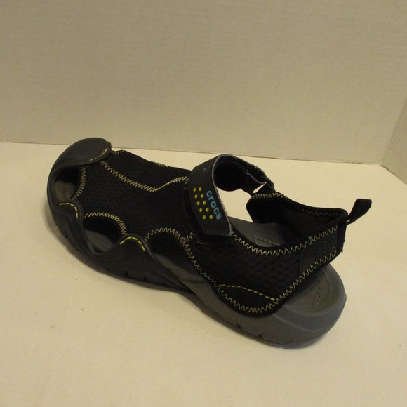 CROCS Men Size 12 Black Gray Outdoors Pool Beach Closed Toe Sandals main image 9